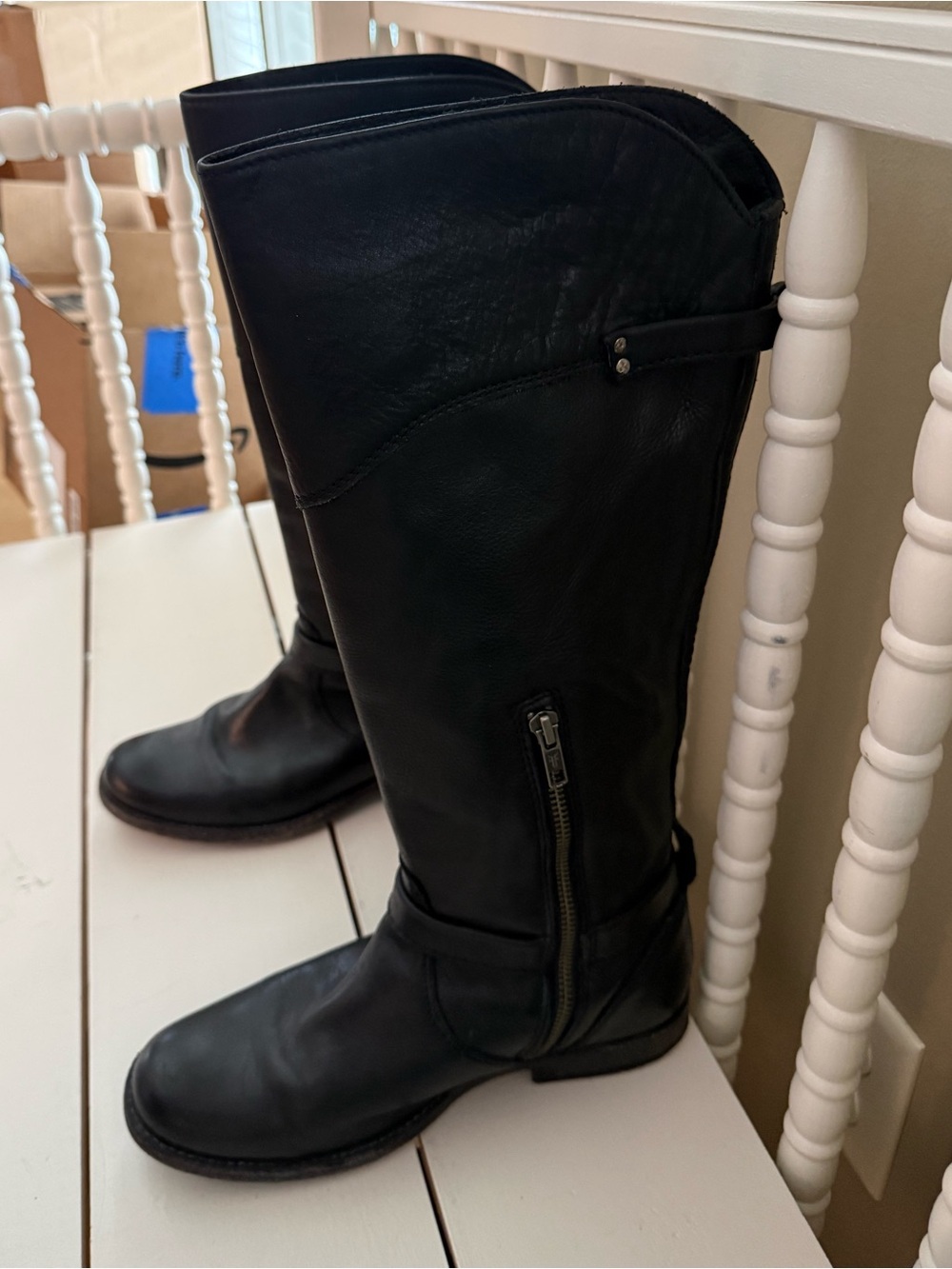 FRYE - Picture 7 of 12